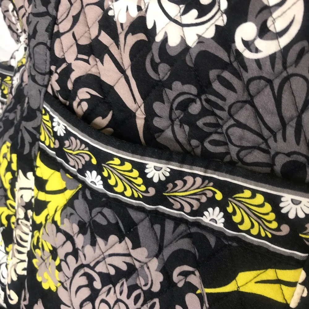 Vera Bradley Baroque Quilted Large Tote Bag Zipper Top Black Yellow Travel - Picture 4 of 10